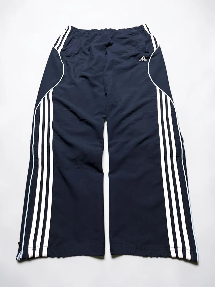 Dunkle Vintage-Trackpants aus der Dripzone-Auswahl