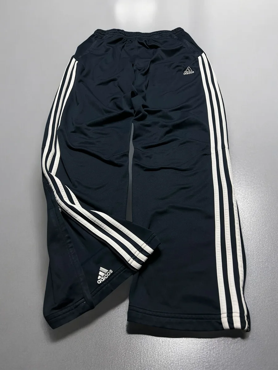 Dunkle Vintage-Trackpants aus der Dripzone-Auswahl